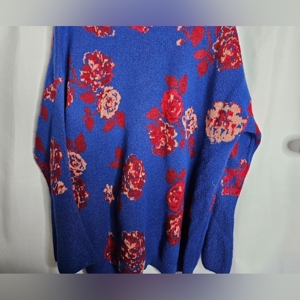 Pioneer Woman XXXL Floral Sweater Bell Sleeves Cowl Neck Blue, Pink & Red - Picture 5 of 7